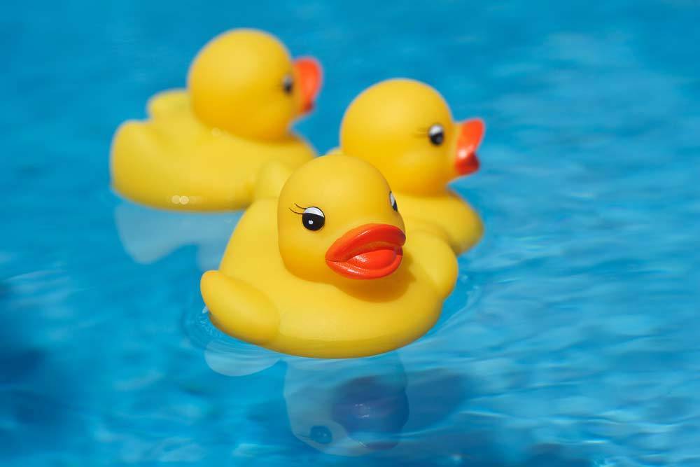 9 Rubber Ducks - 5cm