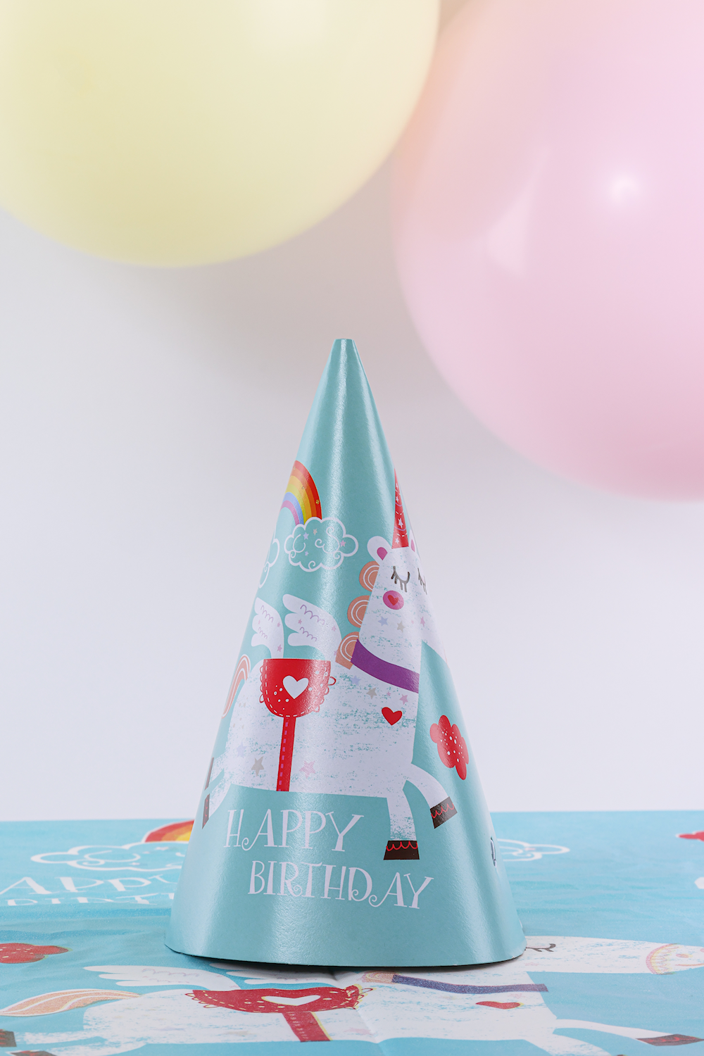 12 Unicorn Paper Party Hats