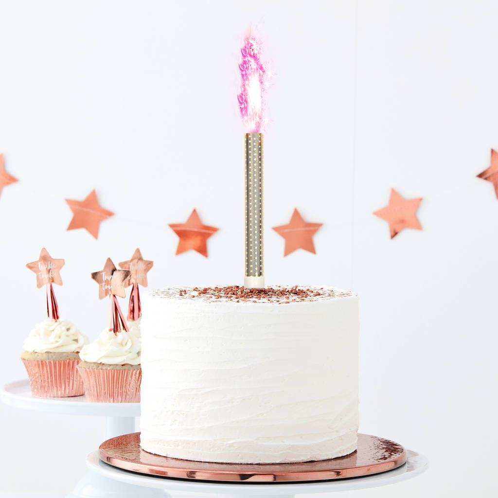 'It's A Girl' Gender Reveal Fountain Candle